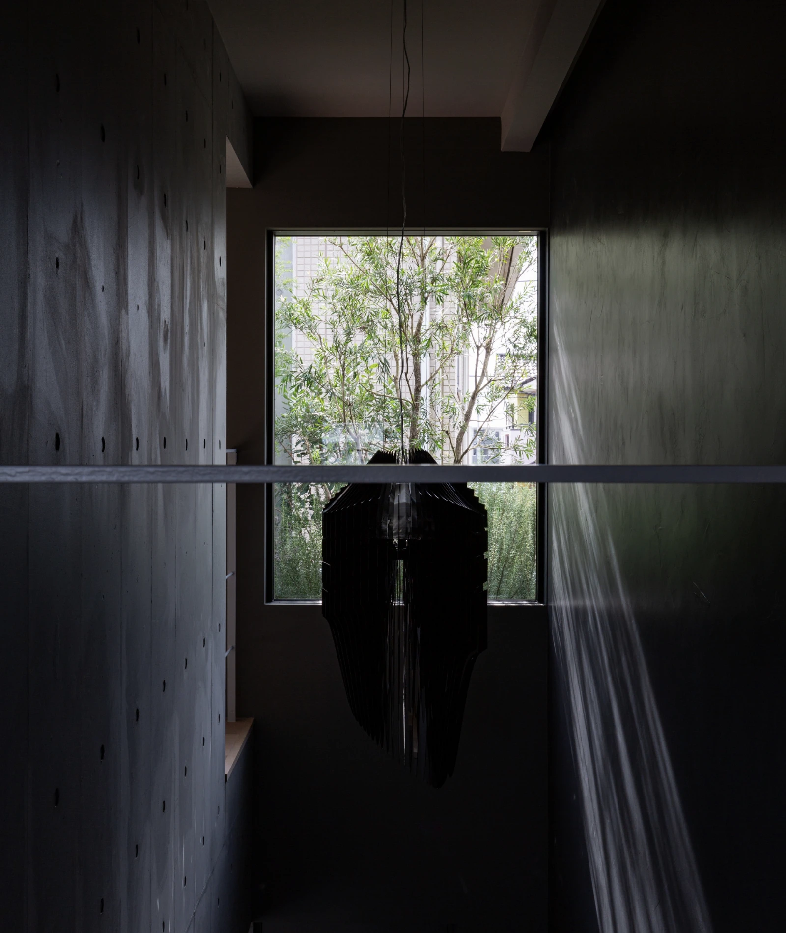 R-LABELモデルハウスでお迎えする、ザハ・ハディッドがデザインした照明